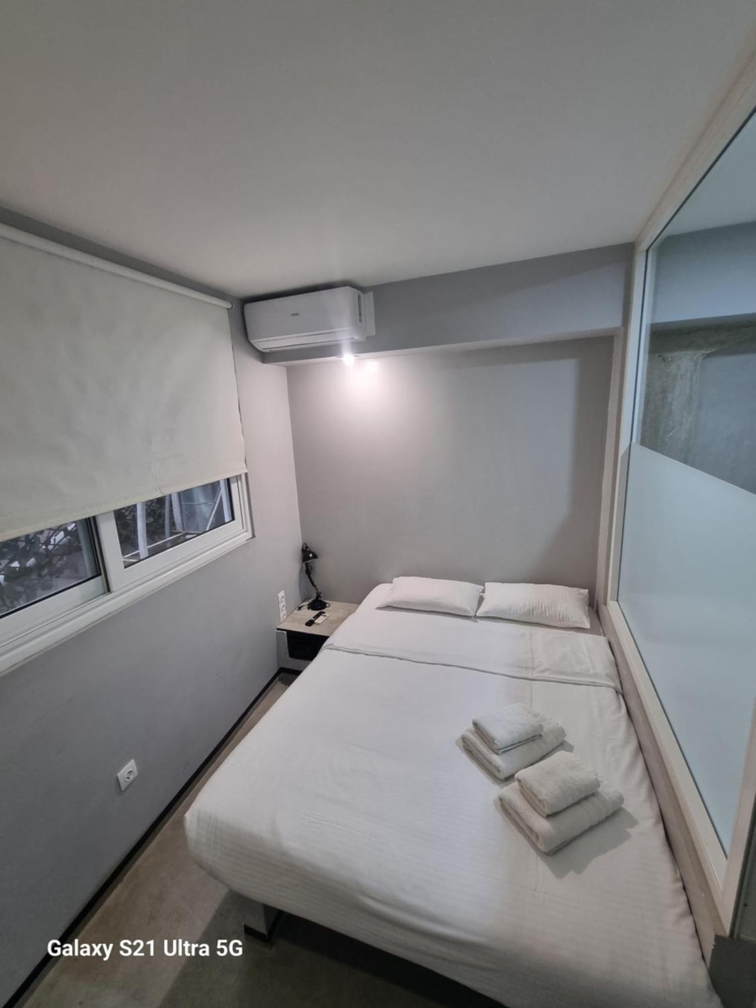Athens.Apartotel.Box Bagian luar foto